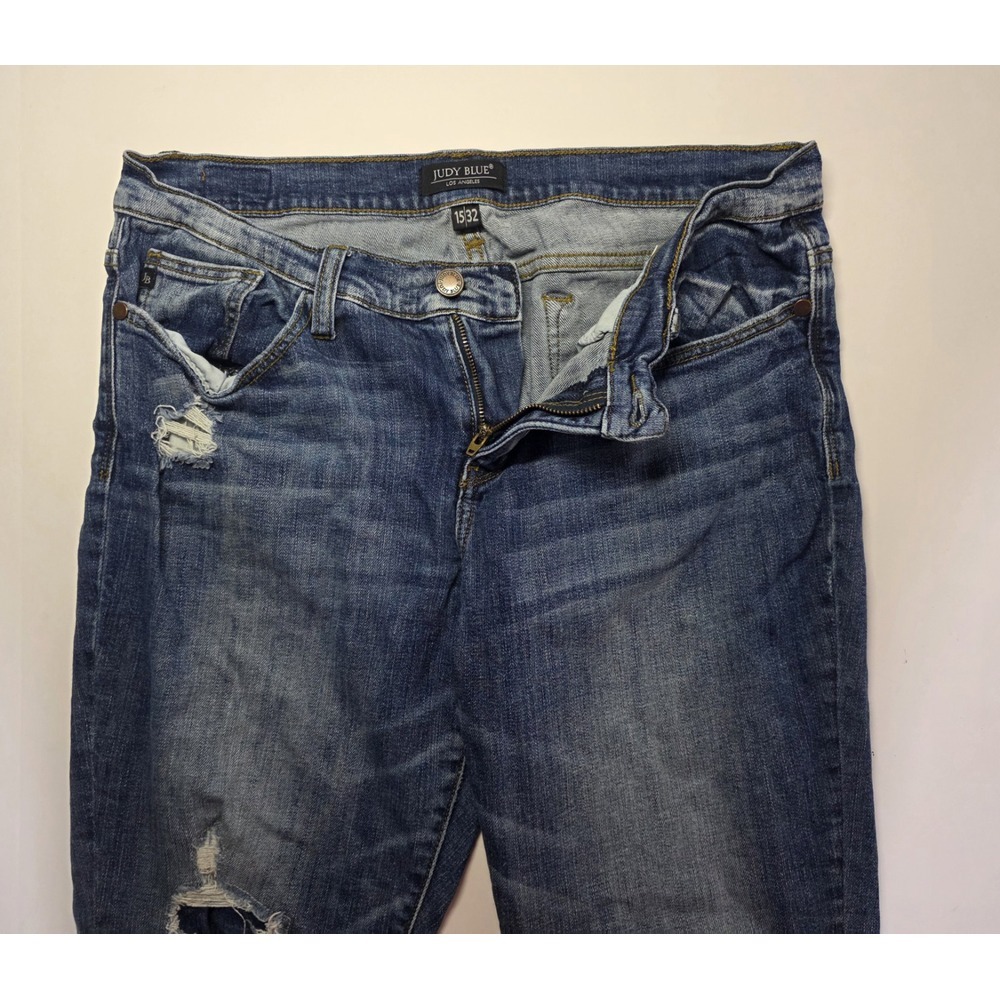 Judy Blue Womens Size 15/32 Distressed Denim Jeans